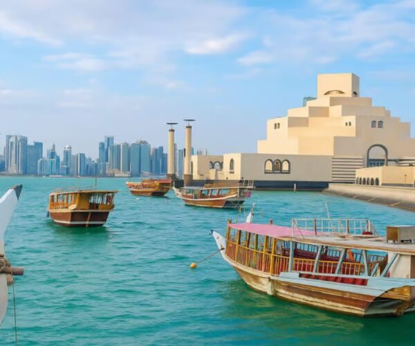 Magic of the Gulf: Sunset Dhow Cruise & Dinner